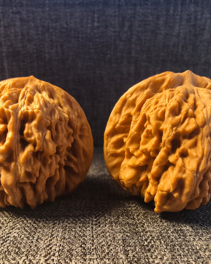 Raw Unpolished Four-Story Tower Wenwan Walnuts