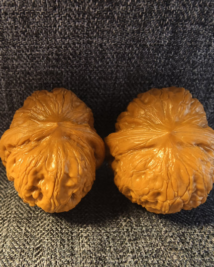 Collector Grade YuanBao (Ingot) Wenwan Walnuts (34×30mm)