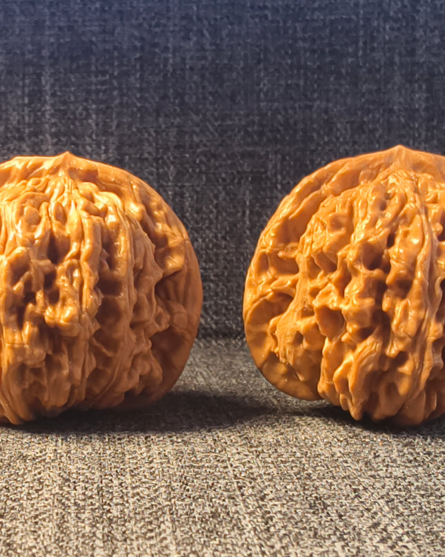 Base-Coated Four-Story Tower Wenwan Walnuts