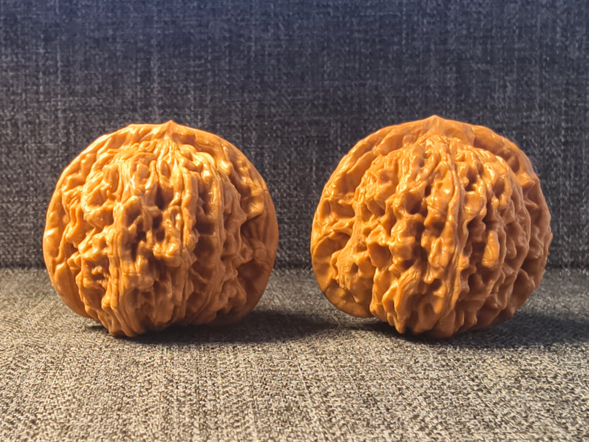 Base-Coated Four-Story Tower Wenwan Walnuts