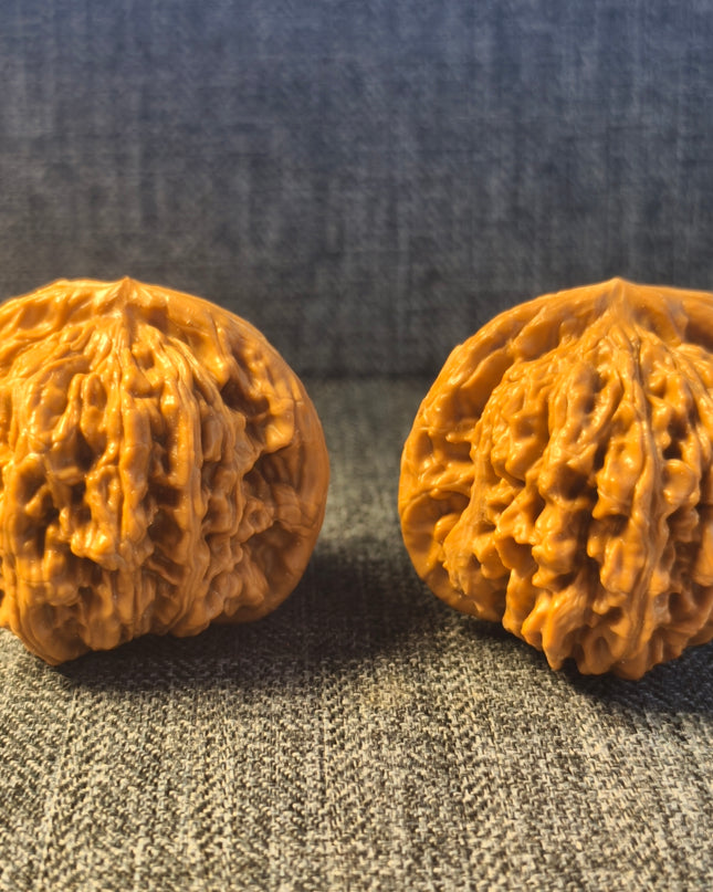 Base-Coated Four-Story Tower Wenwan Walnuts
